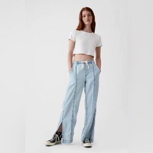 NWT Gap Women’s Small Denim Easy Wide Leg Jeans Pull On Light Indigo S